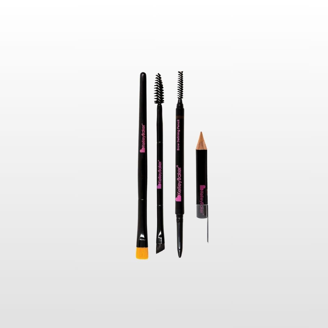 Kit d'essentiels quotidiens avec crayon définissant les sourcils